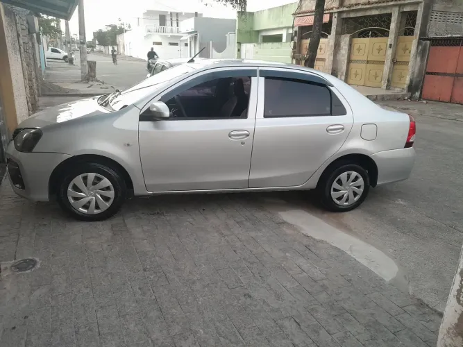 Toyota Etios X Sedan 1.5 Flex 16V 4P Mec. 2020
