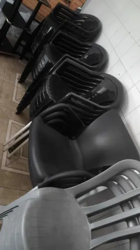 Vende-se cadeiras