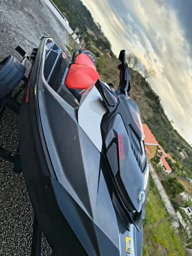 Seadoo 170 63 horas de uso