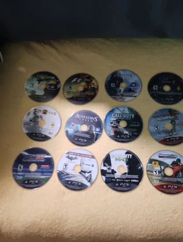 12 jogos de ps3 cd original sem capa!