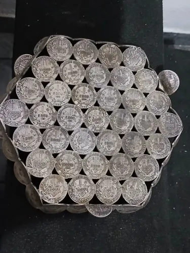 Bandeja prata 500 61 moedas 2000 reis item raro e colecionavel