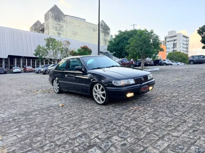 Volkswagen Logus 1.8 / CLI / CL (álcool) 1997