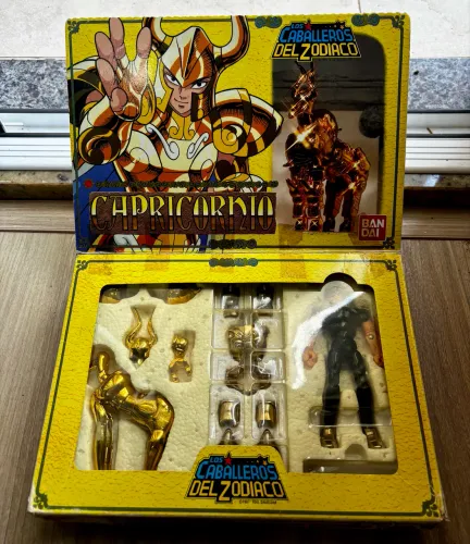 Cavaleiro do zodíaco - SHURA DE CAPRICÓRNIO - CAVALEIROS DO ZODÍACO - BANDAI