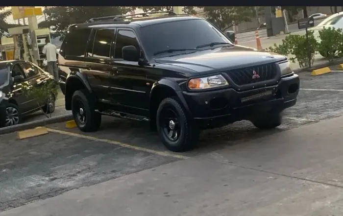 Mitsubishi Pajero Sport 3.0 4X4 V6 Mec./aut. 2002