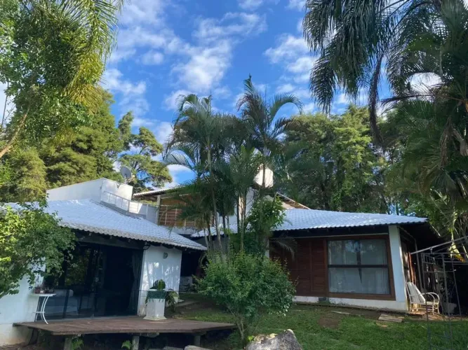 Casa à venda Condominio Nova Higienópolis na Granja Viana
