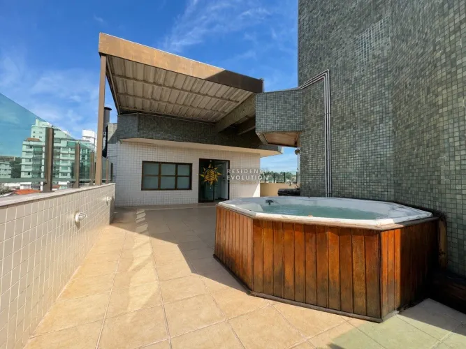 Cobertura de Alto Padrão com 4 Suítes, Espaço Gourmet e Vista Panorâmica