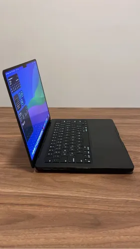 Apple MacBook M3Pro 