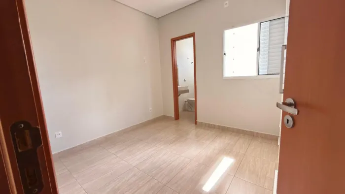 VENDO CASA JARDIM KARAIBA