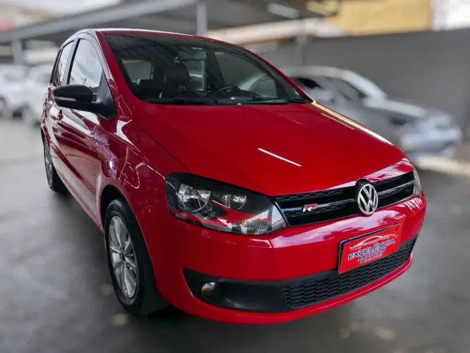 Volkswagen Fox Rock IN RIO 1.6 MI Total Flex 8V 5P 2014