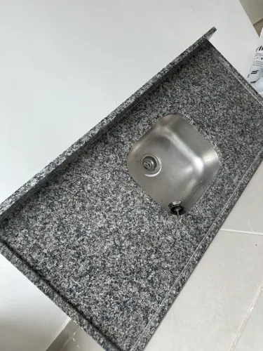 Pia de cozinha no mármore 