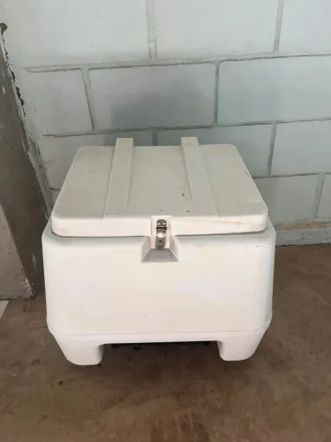 Baú para Moto 80 Litros + Suporte Protork
