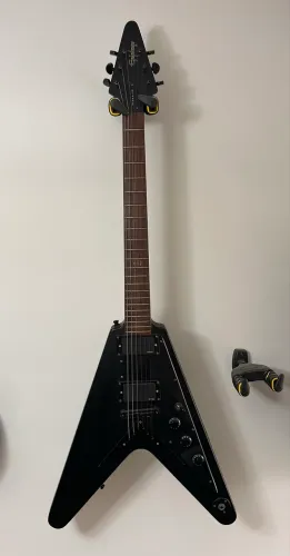 Guitarra Epiphone Explorer Gothic Captação EMG 81/85