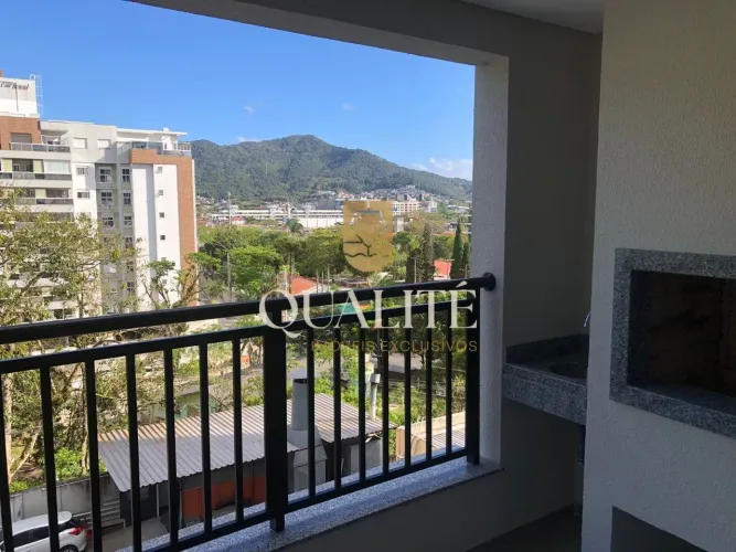 Apartamento de três quartos, 98,56m², 2 vagas de garagem em condomínio completo próximo à