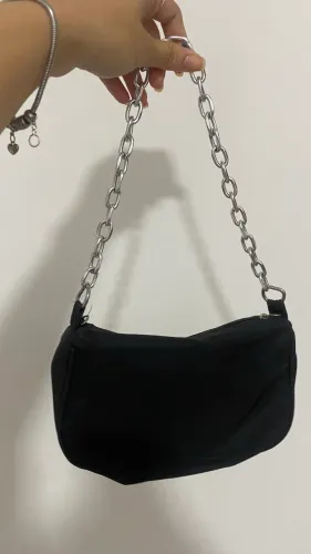 BOLSA DE OMBRO PRETA