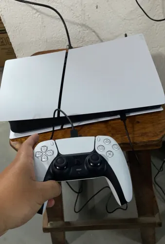 Ps5 impecável + NF + garantia Sony ate novembro