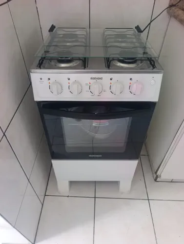 Vendo fogao itatiaia R$ 400,00