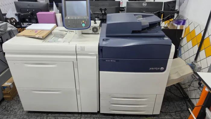 Impressora e Copiadora Colorida XEROX versant 180