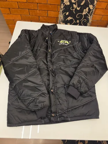 Vendo Jaqueta Califórnia Racing Nova