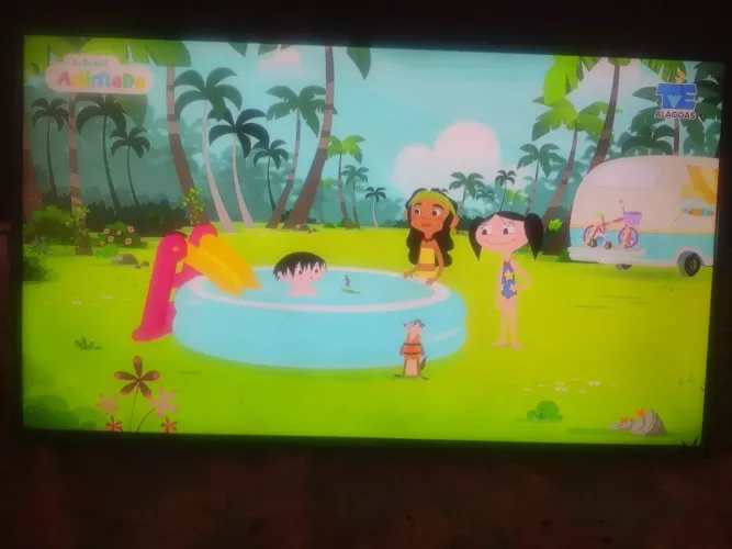 Vendo tv PHILIPS 43 polegadas Smart completa toda perfeita