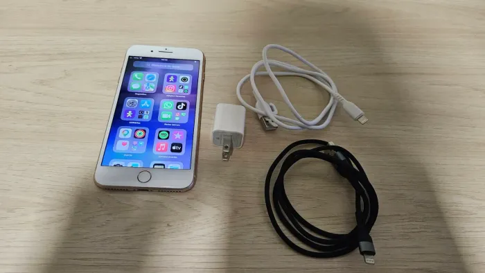 Iphone 8 plus 64gb