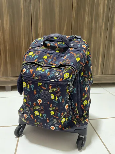 mochila e estojo kipling