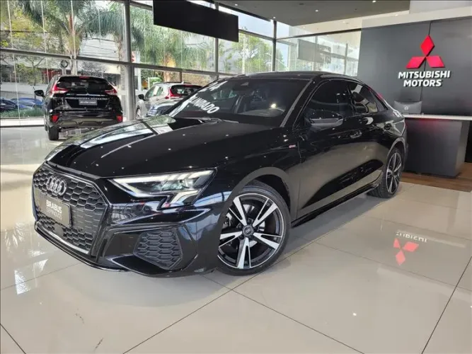 Audi A3 Sedan S-line 2.0 TFSI S-tronic 2024