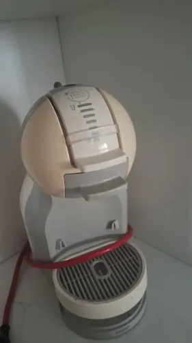 Cafeteira Arno Nescafé Dolce Gusto