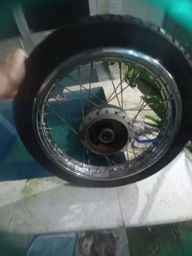 Vendo ou troco aro moto 160 cromado