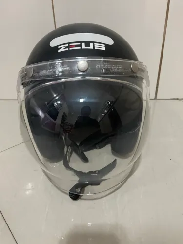 Capacete moto aberto ZEUS (tamanho 57/58)