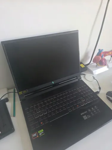 Notebook Gamer NiTRO V16 Ai 5070 180hz+ GPRO x2 SuperStrike