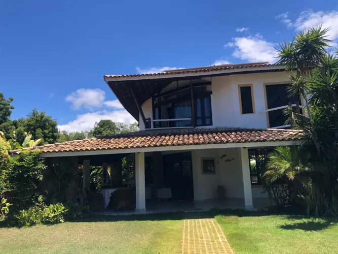 Alugo Casa  de 4/4 com piscina em Guarajuba
