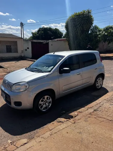 Fiat Uno Vivace Celeb. 1.0 EVO F.flex 8V 5P 2011