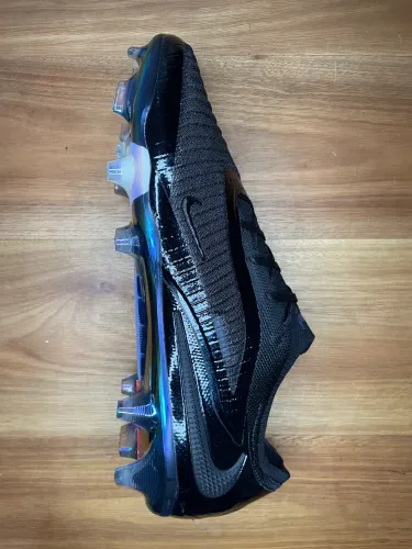 CHUTEIRA NIKE IMPORTADA - NÚMERO 41