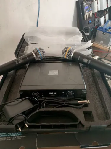 Vende-se microfone sem fio