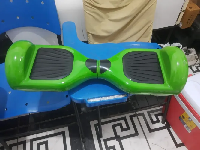 Assistência técnica em hoverbord  temos bateria e carregador 