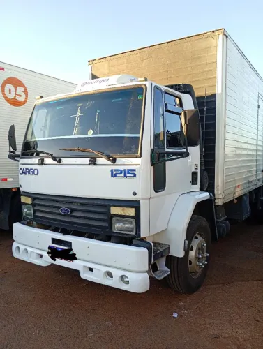 Ford cargo 1215 toco