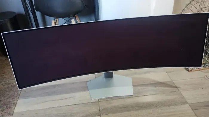 Monitor Odyssey OLED 49p para peças ou possivel conserto