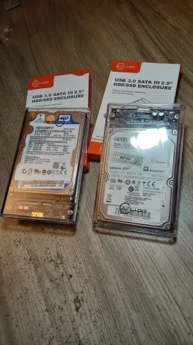 Par de HDs 500Gb e 320Gb + Case acrílico 