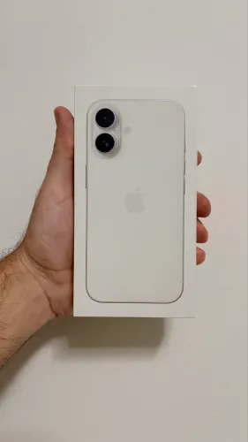 iPhone 16 128 GB branco