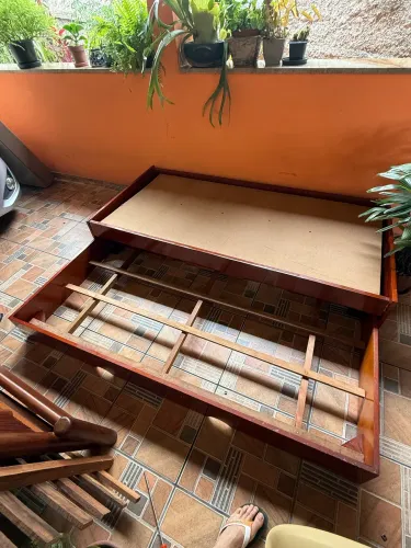 Cama dupla de solteiro 