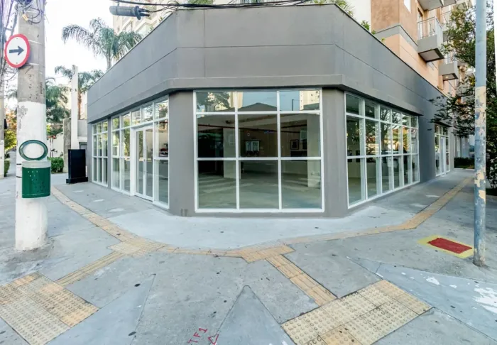 Loja na Rua Cipião, 238 - Loja 01 146 m²