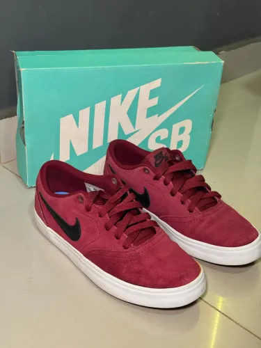 Tênis Nike SB