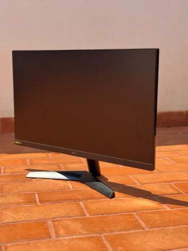 MONITOR LG ULTRAGEAR 180HZ ? 24 POLEGADAS