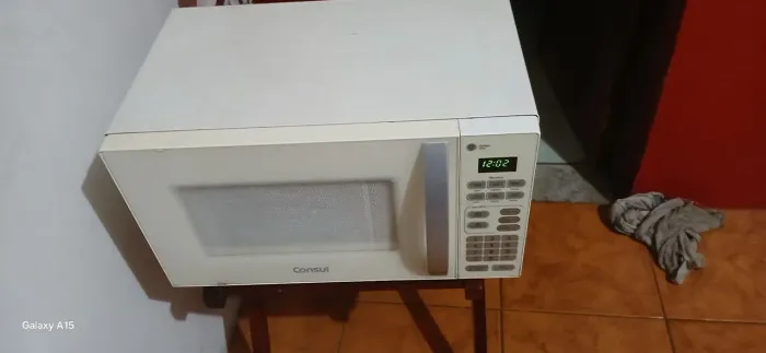 Micro-ondas com defeito