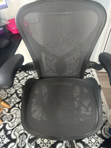 Cadeira Herman Miller Aeron Classic - Tamanho B - Com PostureFit Original