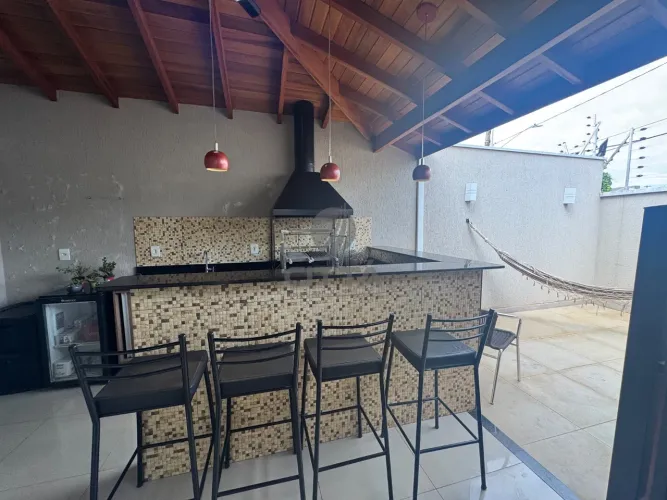 Casa para locação em condomínio na região do Mansões Santo Antônio em Campinas/SP.