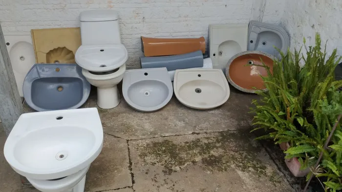 Vasos e pias cubas para uso ou Jardim