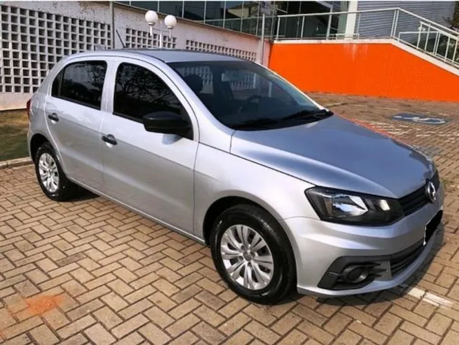 Gol G7 para retirada de peças