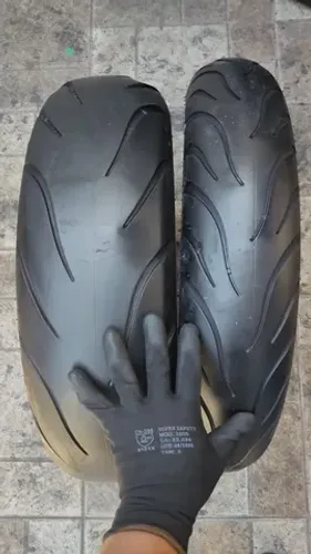  Par Pneu Michelin Comander 3