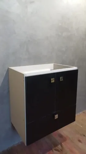 Armario de Banheiro Novo em MDF Pronta Entrega